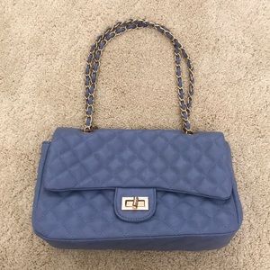 NWOT Baby blue quilted purse